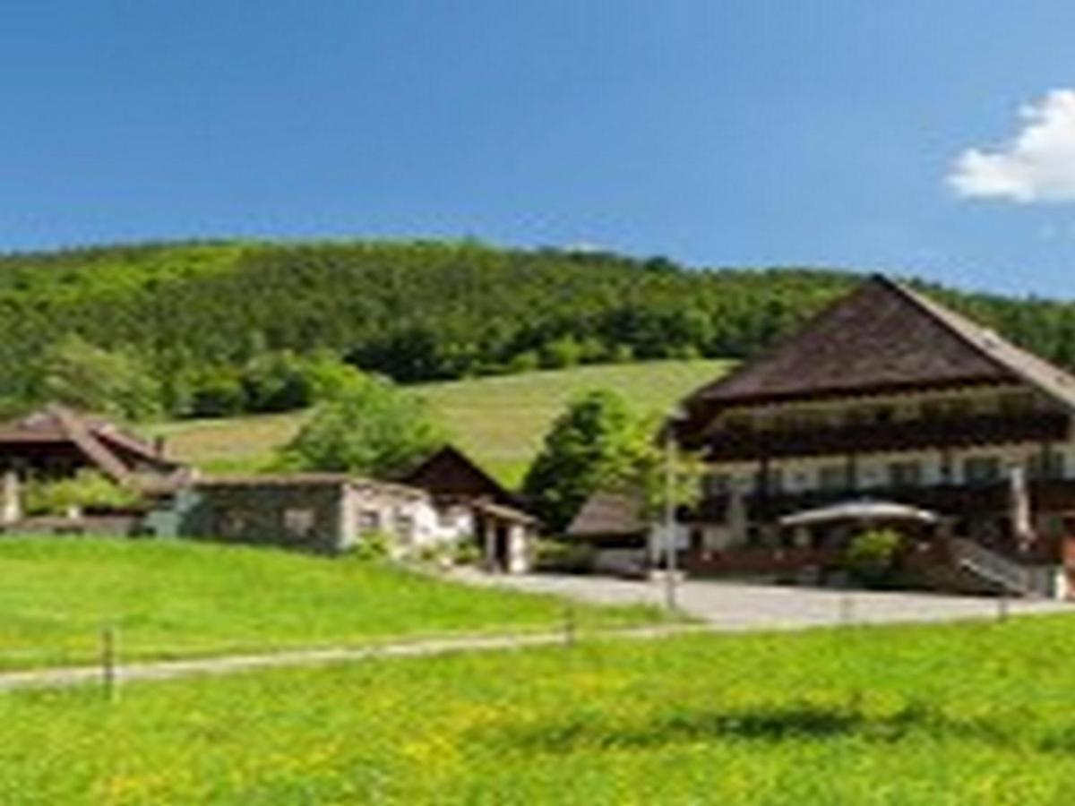 Landgasthaus Gruener Baum Simonswald Exteriör bild
